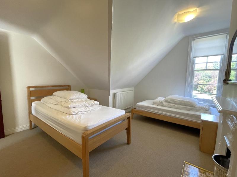 Sterling House - image 22