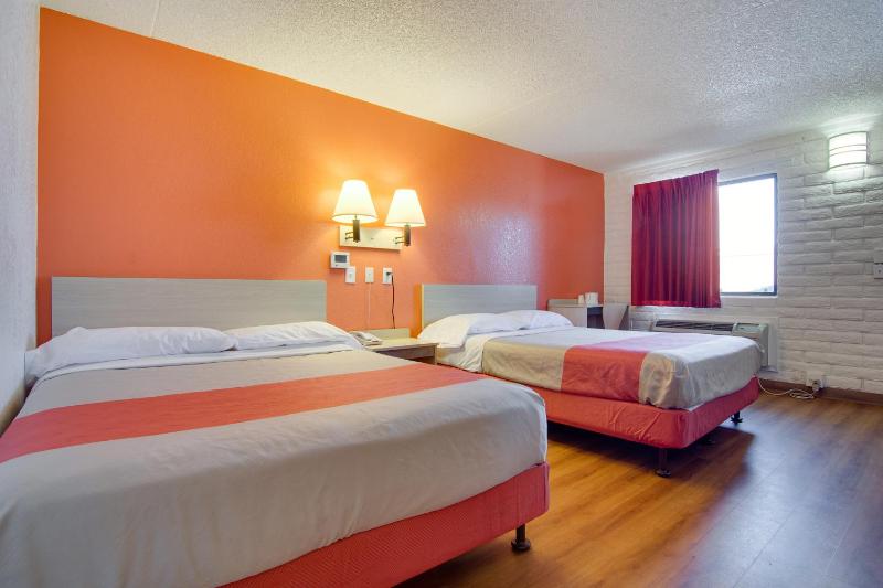 Queen Room with Two Queen Beds - Disability Access - Roll In Shower image 3