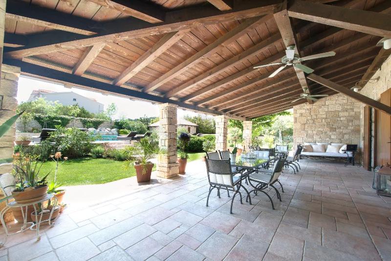 Apartments Villa Renata - image 2