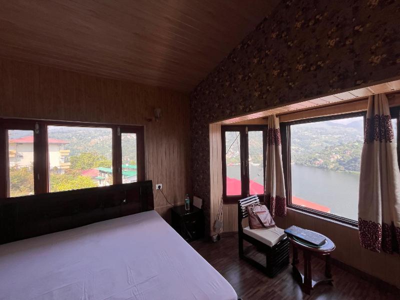 RaahgirStays The Lake Nest - image 17