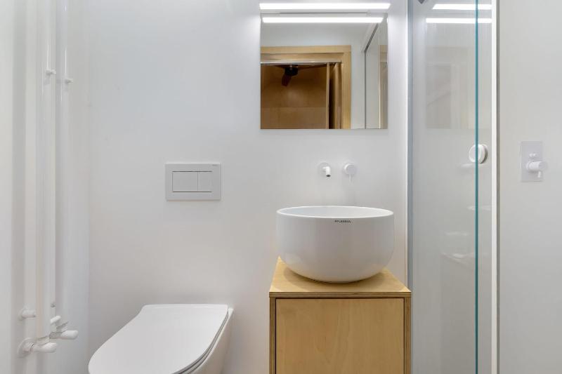 Waterlane Vintage Apartament Blisko Stoczni Gdanskiej by Noclegi Renters - image 16