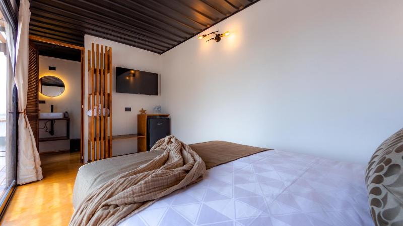 InHouse Glamping Hotel La Paz - image 12
