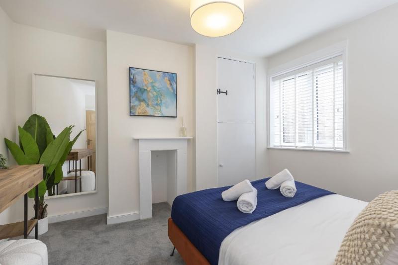The Bath Road Hideaway - A First Floor One Bed Apartment - image 9