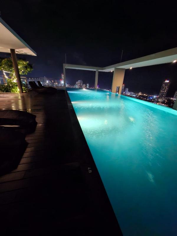 Yara Colombo-a place to unwind - image 14