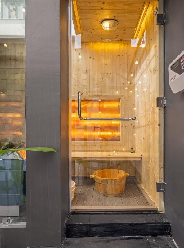 New Villa4BRJacuzzi HotTubSauna - image 12