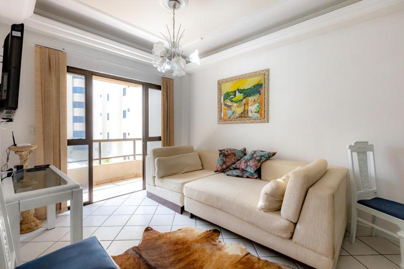 Apartamento com Varanda Churrasqueira e Vista Mar - image 18