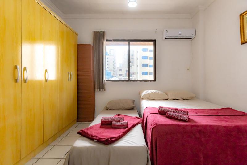 Apartamento com Varanda Churrasqueira e Vista Mar - image 15