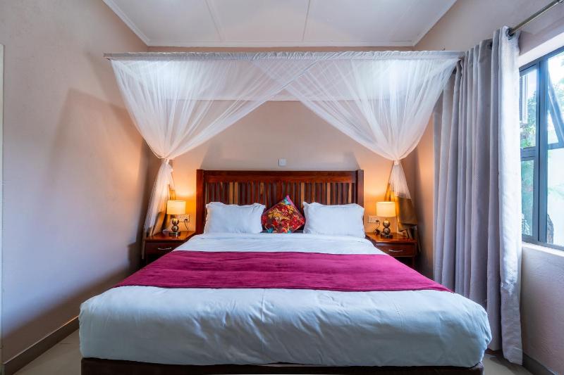 Victoria Falls Premier Lodge - image 7