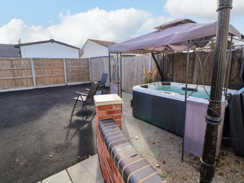 Lodge - image 31