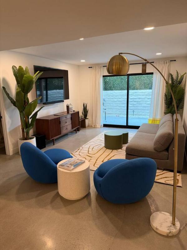 Modern Palm Springs Condo | Views Pools & Tennis - image 21