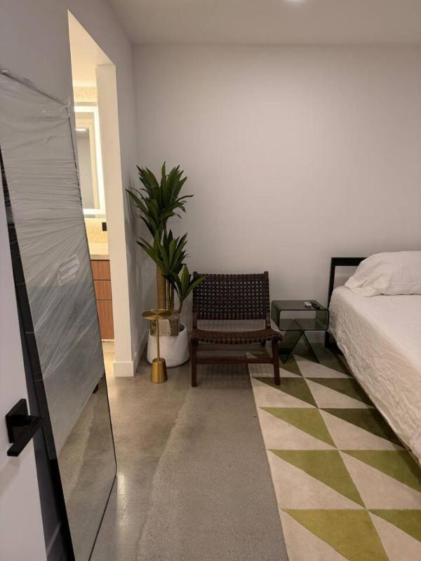 Modern Palm Springs Condo | Views Pools & Tennis - image 2