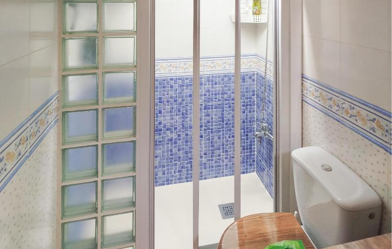 Nice Home In Santa Pola With Wifi - image 33
