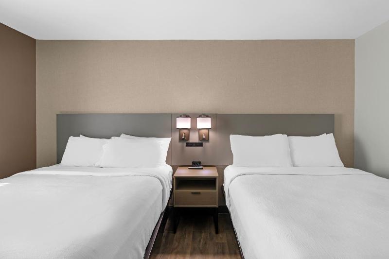 Comfort Inn & Suites Savannah Airport - image 2