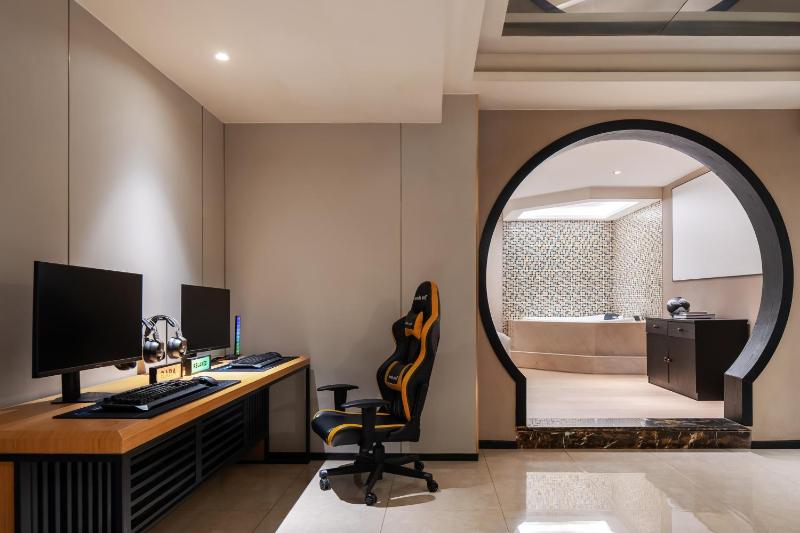 RaRa E-sports Hotel at Dashiba Metro - image 17