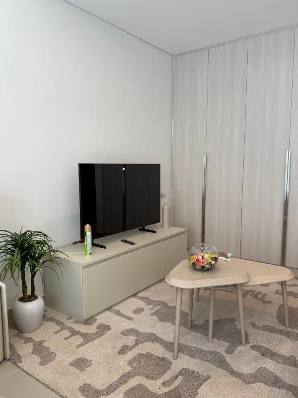 Luxury studio Yas golf collections - image 11
