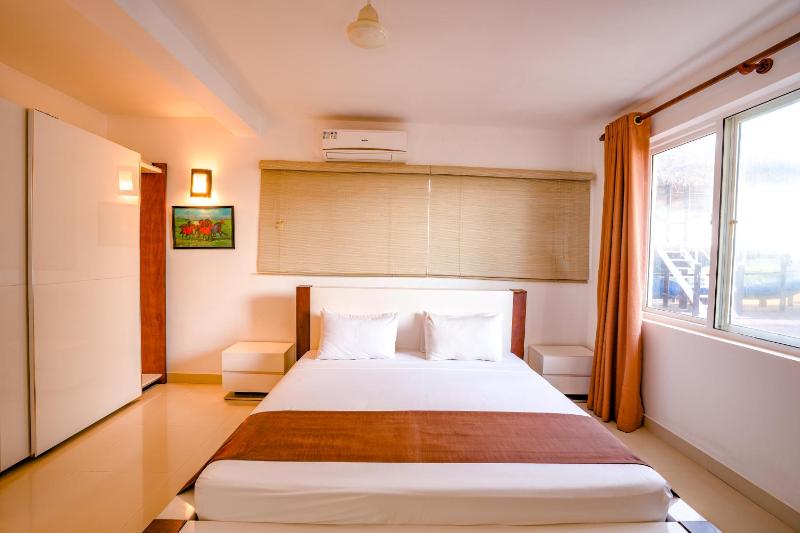 Amara White Villa - image 41