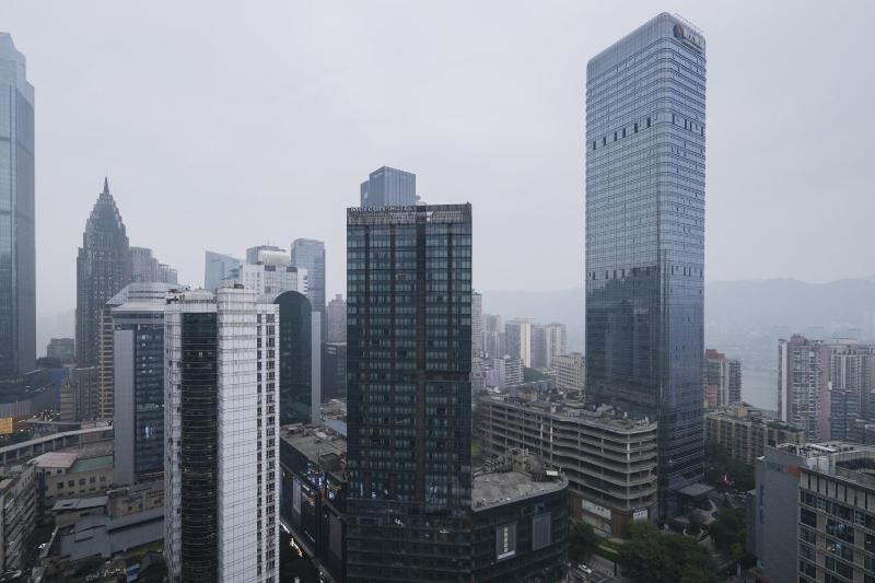 弥尘设计师民宿解放碑店-侘寂中古风之机麻房 - image 2