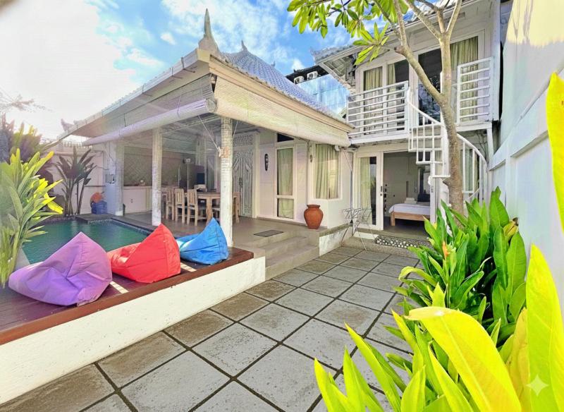 Villa Helenia Canggu Private Pool Fast Wifi 4 min to FINNS - image 1