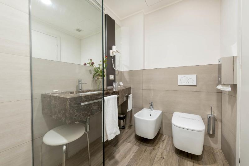 Superior Double or Twin Room image 2