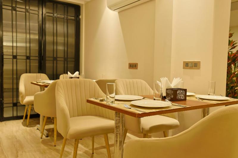 Millora Cyber Suites DLF Phase 3 - image 5