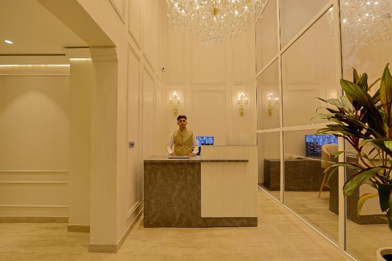 Millora Cyber Suites DLF Phase 3 - image 30