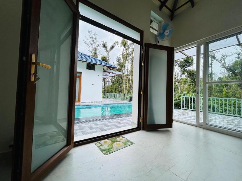 Serene Pool Villa-Coffee Estate StayMudigere - image 12