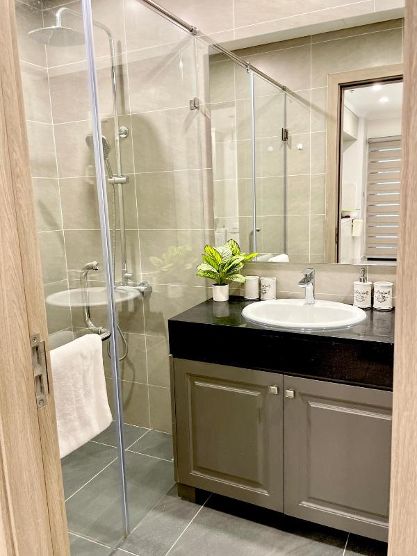 Licity Cosy Apartment near Old Quarter Hanoi 100m2 - image 14