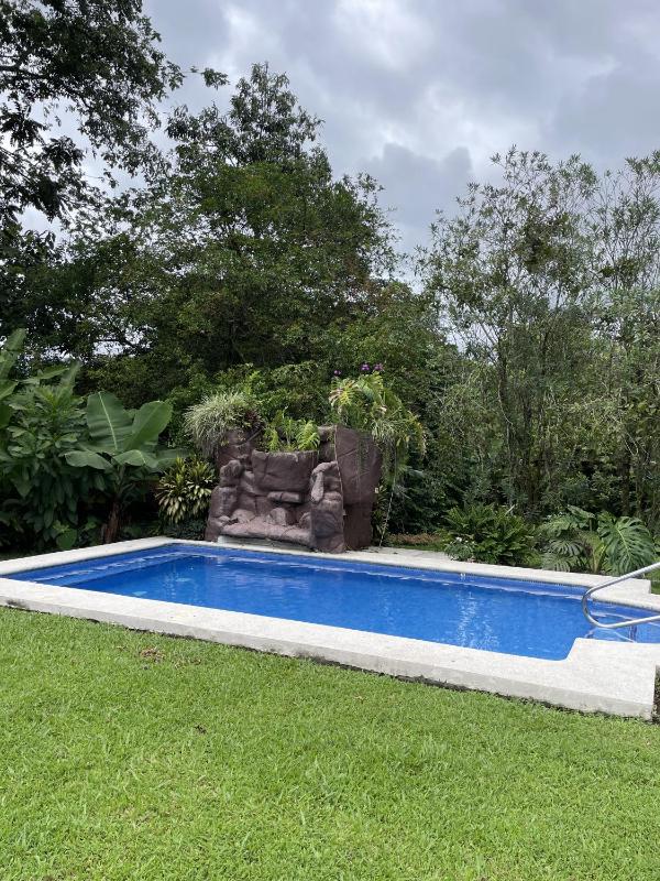 La Fortuna Tropical Retreat Private Garden & Pool - image 12