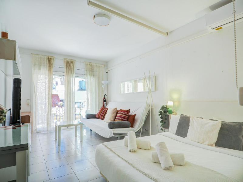 Ferdinand Apartment by Hello Homes Sitges - image 3