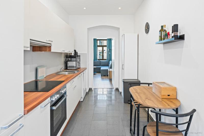 Bernhards Apartment Flurschützstraße - image 11