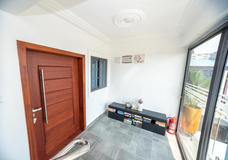 GreyCity Apartments - image 6