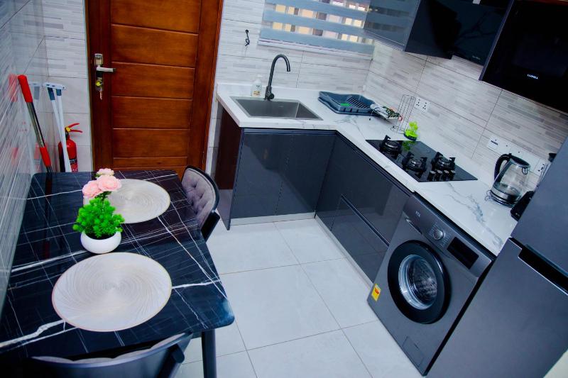 GreyCity Apartments - image 10