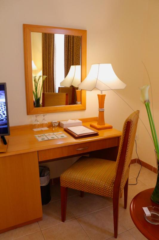 Standard  Room image 3