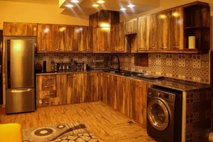 Luxurious Apartment Shahre Now - image 13