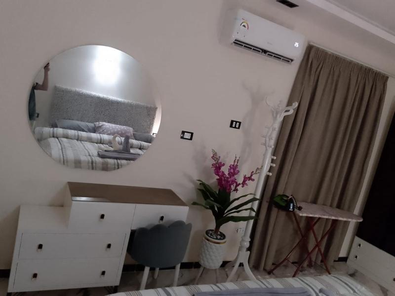Home For Rent - image 12