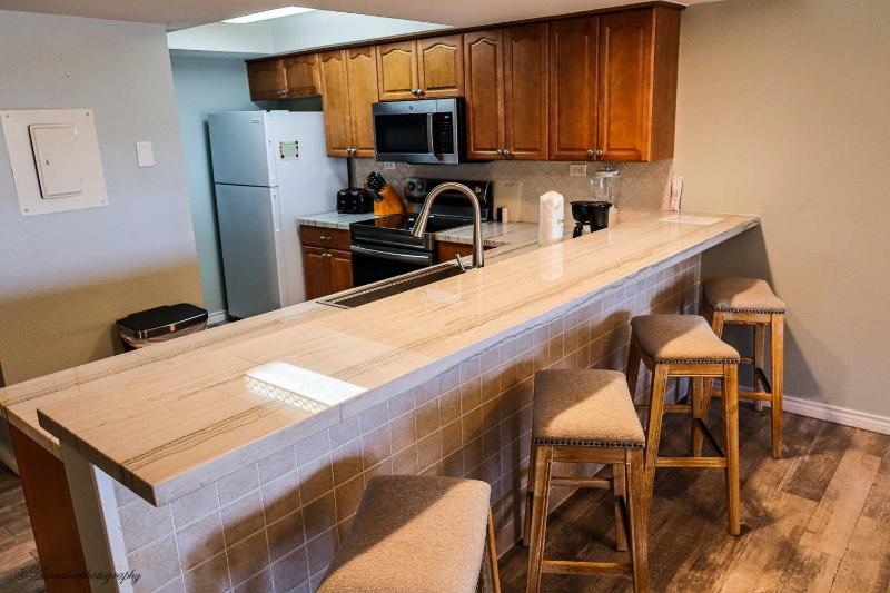 Beachview 103 Condominium Condo - image 15