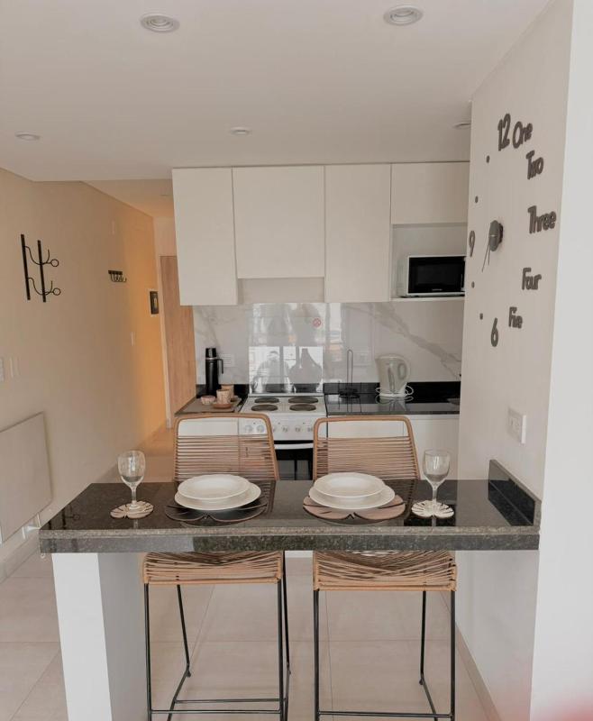 Alcazar Buona Vista Suites - image 29
