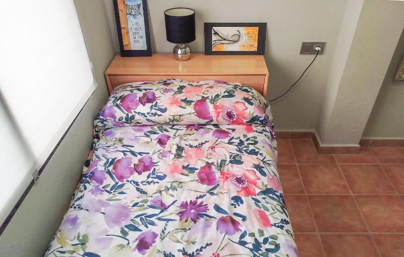 Nice Home In Santa Pola With Wifi - image 5