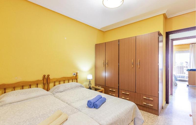 3 Bedroom Lovely Apartment In Santa Pola - image 24
