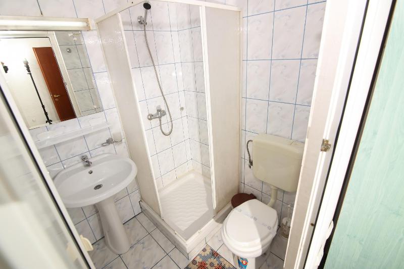 Triple Room image 2