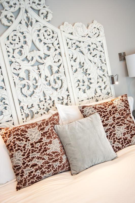 Deluxe Family Room image 3