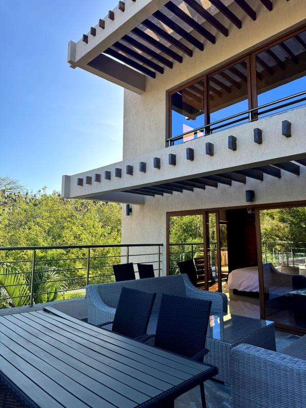 5-Bedroom Luxury Villa with Pool Near Diani Beach - image 3