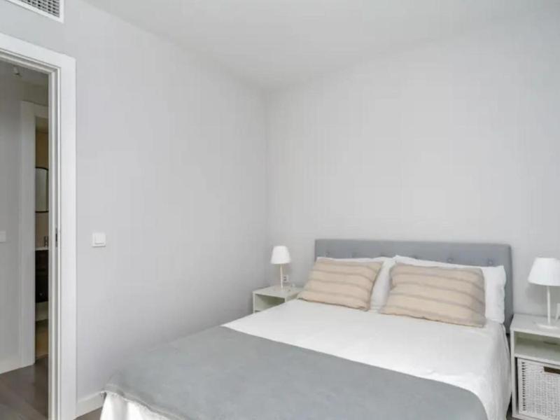 H2M Pacifico Seaview & Terrace & Common Pool - image 17