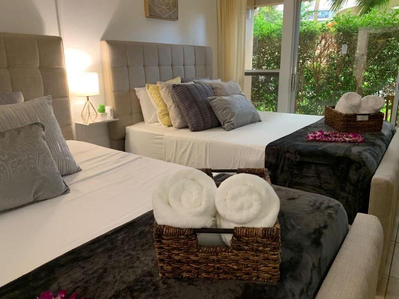Steps to Beach Hot Tub Luxe Maui Retreat - image 15