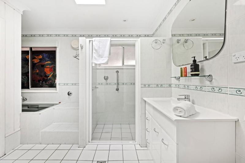 Gone Coastal - Pet Friendly with Swimming Pool - image 17