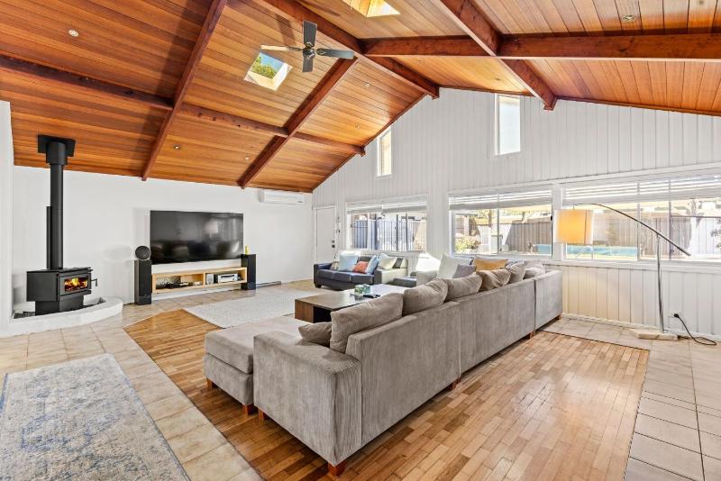 Gone Coastal - Pet Friendly with Swimming Pool - image 13