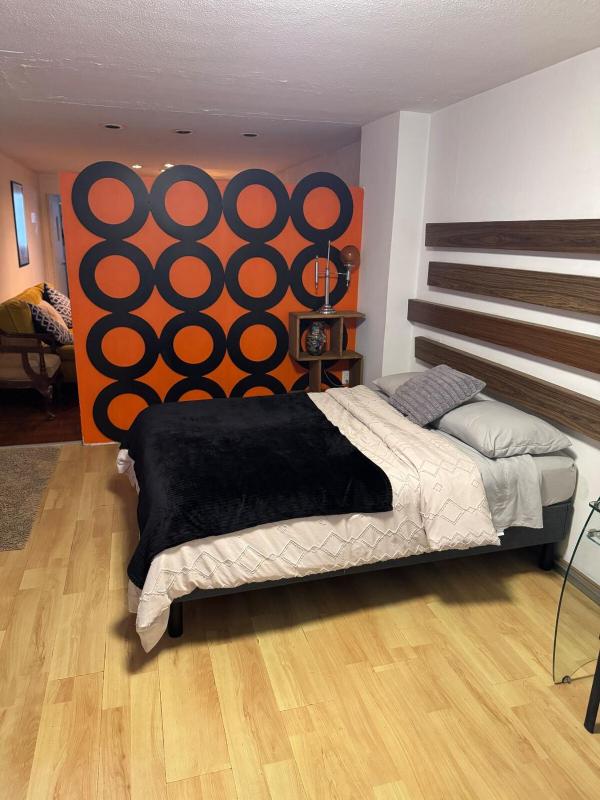Roma FULL one bedroom apartment - image 11