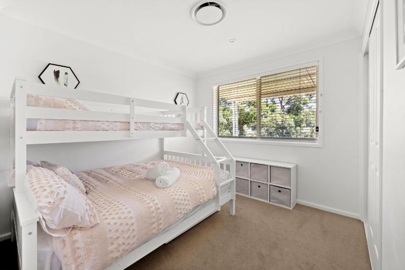 Sandy Adventures - Pet Friendly - 1 Min to Beach - image 11