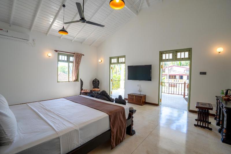 Amara Chairmans Bungalow - image 38