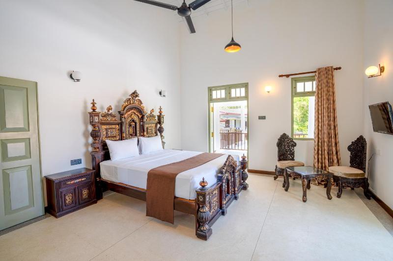 Amara Chairmans Bungalow - image 37